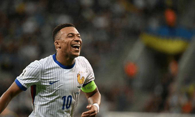 姆巴佩谈卧射：进球才是检验动作的标准