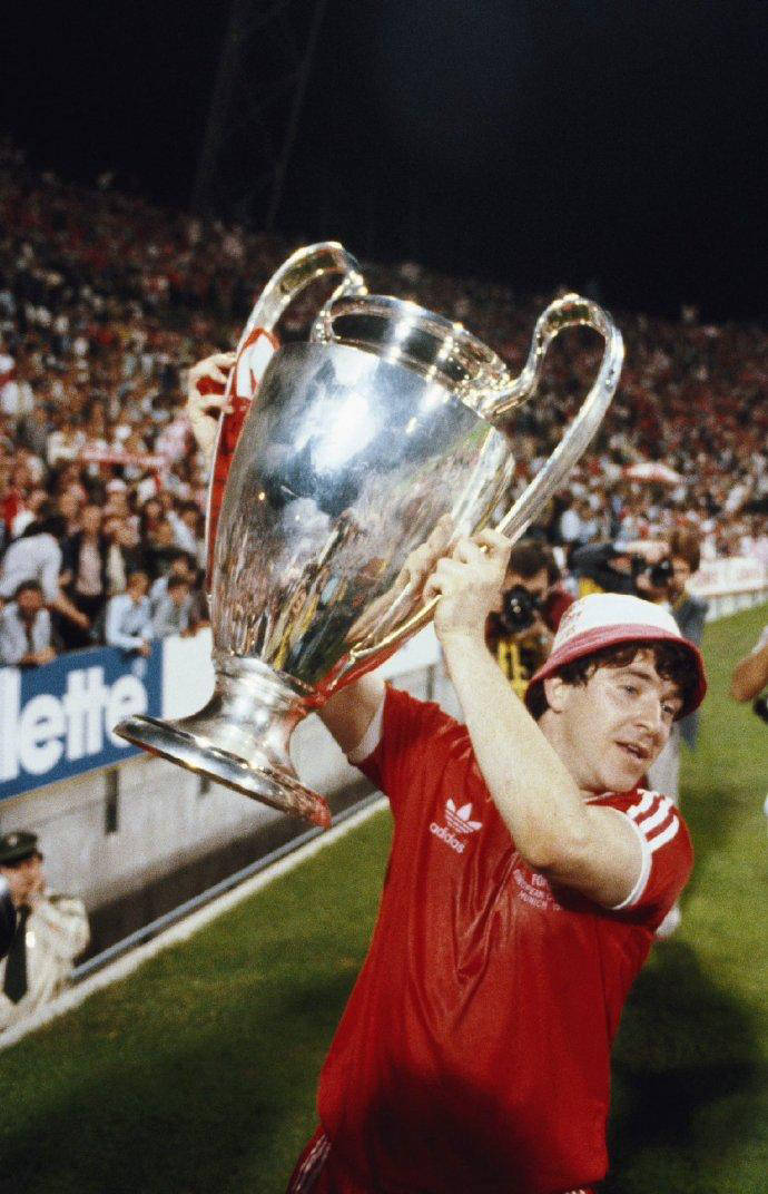 欧联杯前瞻：布拉加迎战诺丁汉森林，森林能否重走热刺逆袭路？